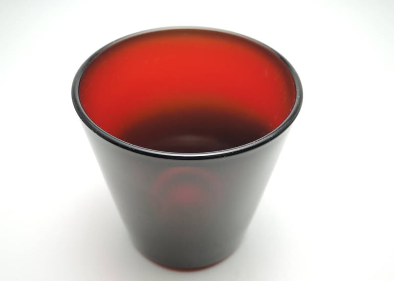 中間色】イッタラ カルティオ タンブラー 濃い クランベリー 系 中間色】イッタラ カルティオ タンブラー 濃い クランベリー 系