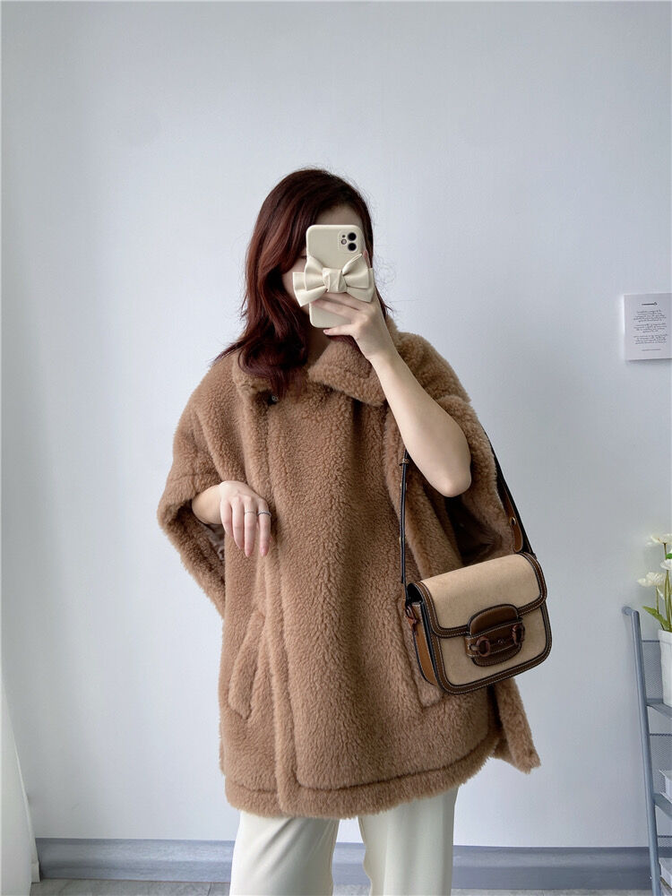 モコモコページ もこもこベアケープ | HANNA CLOSET online