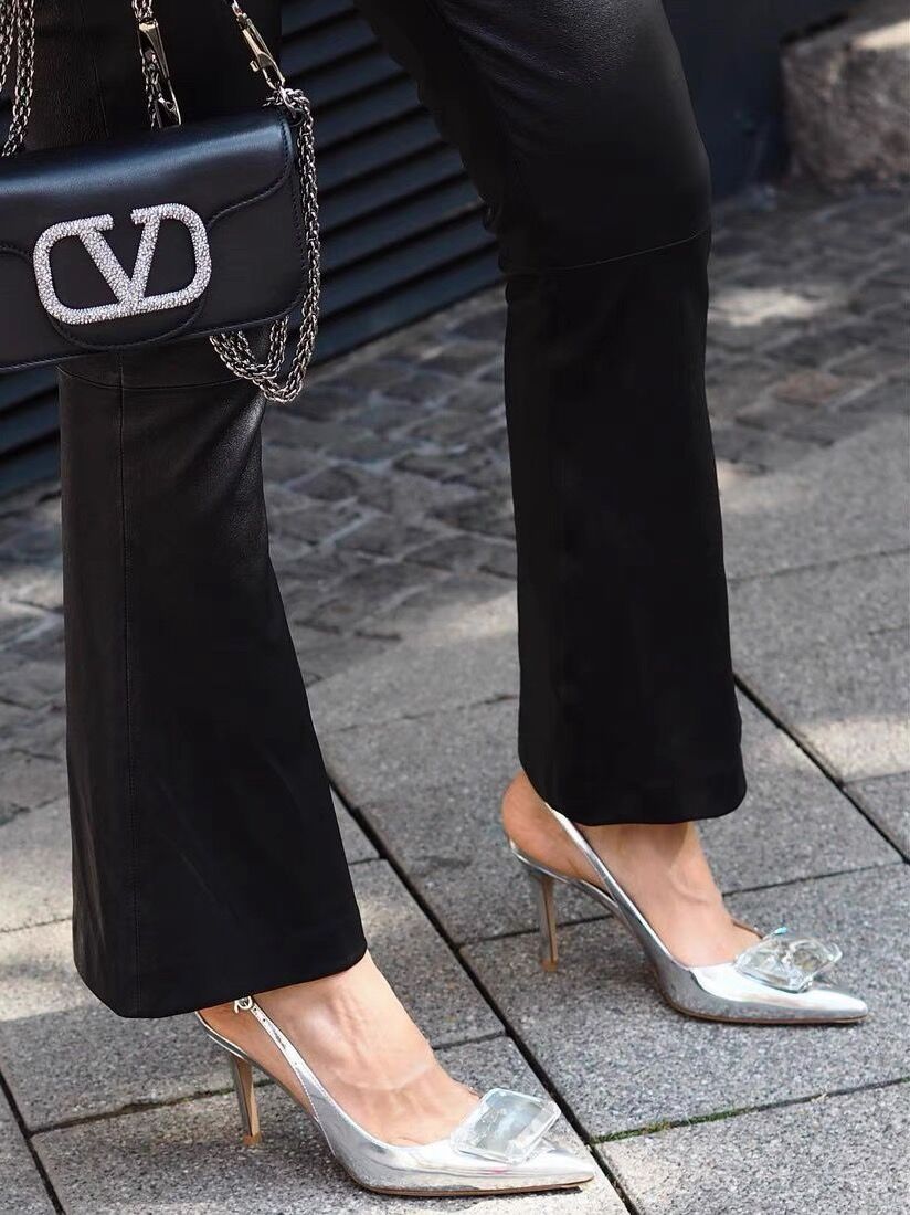 aisha様ご着用⭐︎ビッグビジューパンプス | HANNA CLOSET