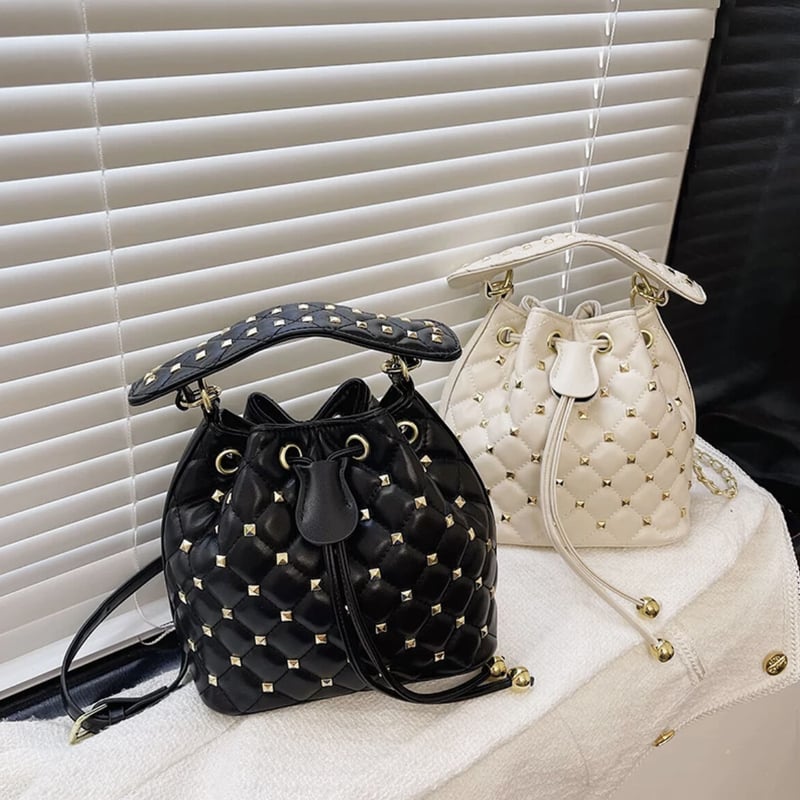 まみたん様 予約商品として巾着５点 スタッズ巾着バッグ | HANNA CLOSET online