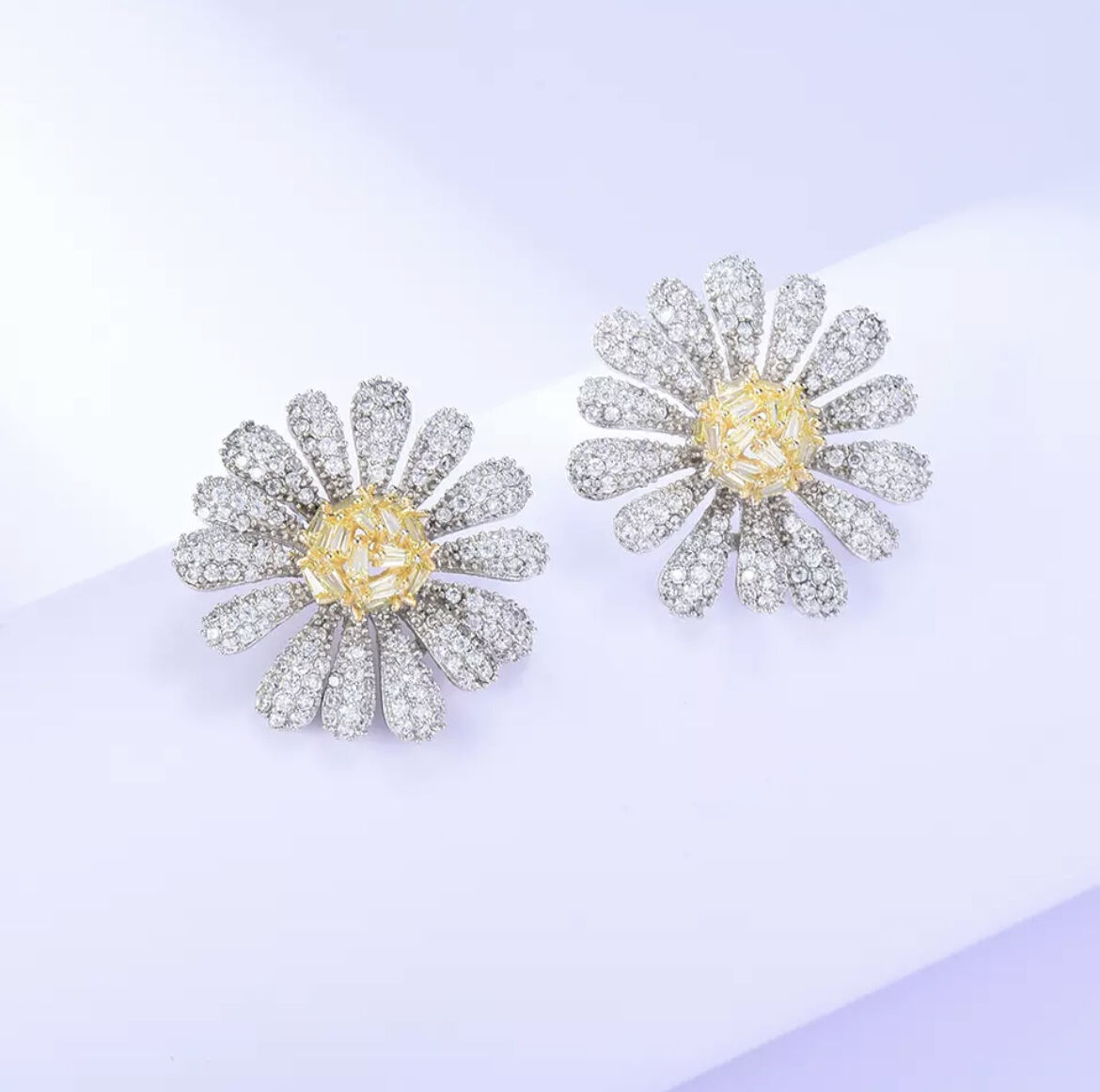 デイジージルコニアピアス | HANNA CLOSET online