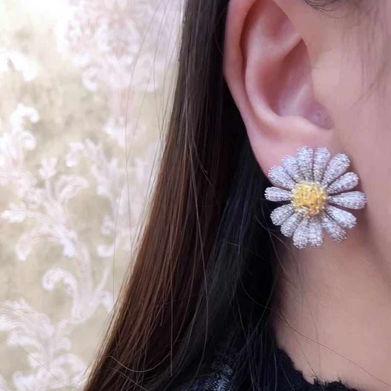 ☆❤️ デイジー　パール　ジルコニア　ピアス　イヤリング　ハンドメイド デイジージルコニアピアス | HANNA CLOSET online