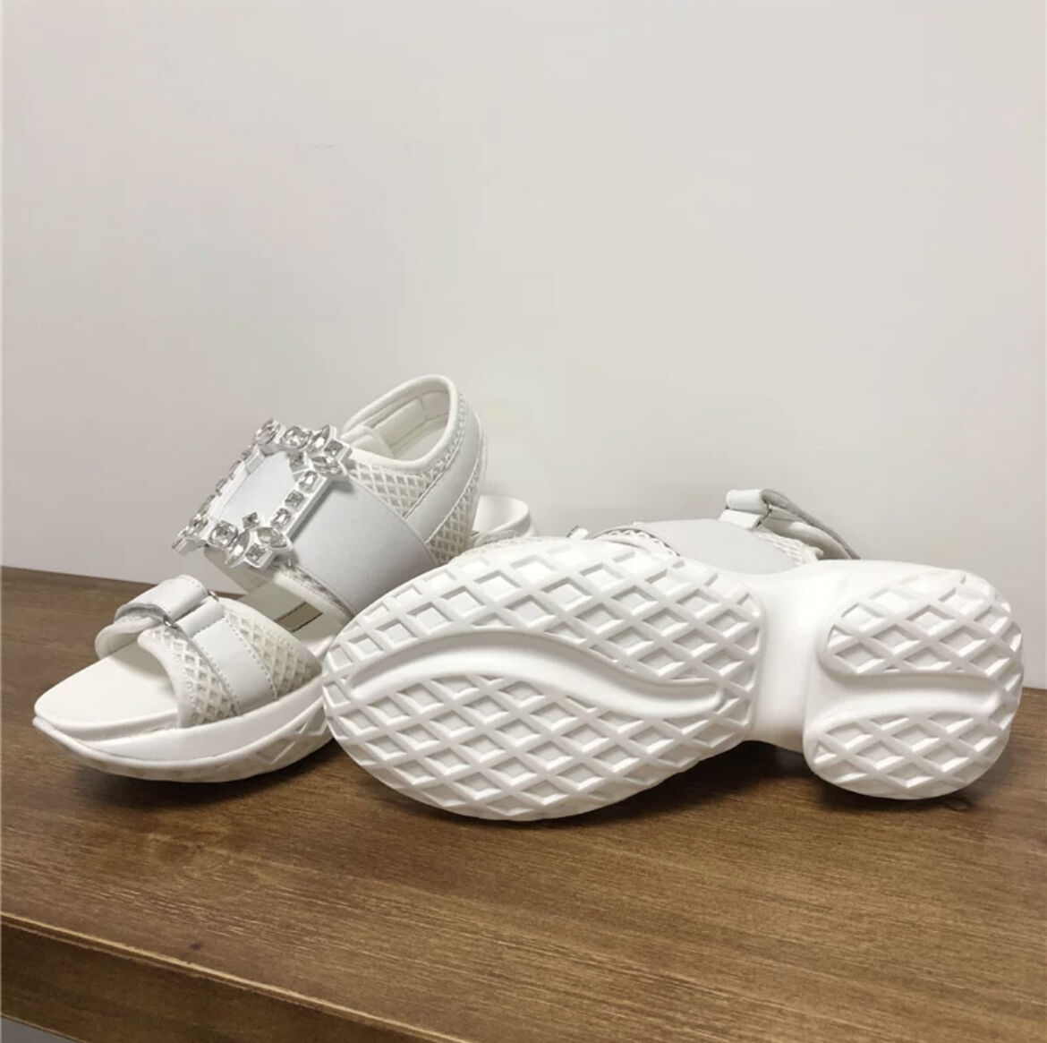 ビジュースポーツサンダル♡ | HANNA CLOSET online