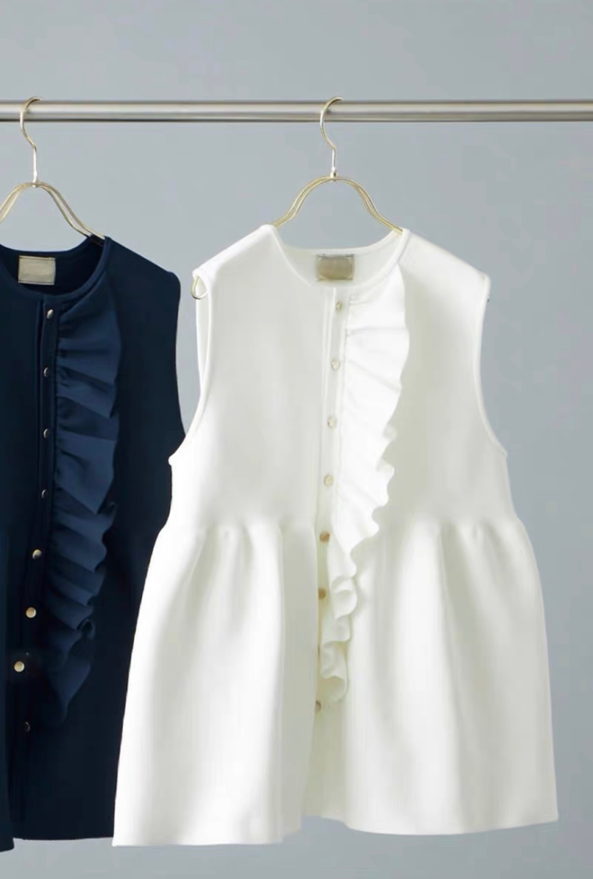 フェミニンフリルベスト | HANNA CLOSET online