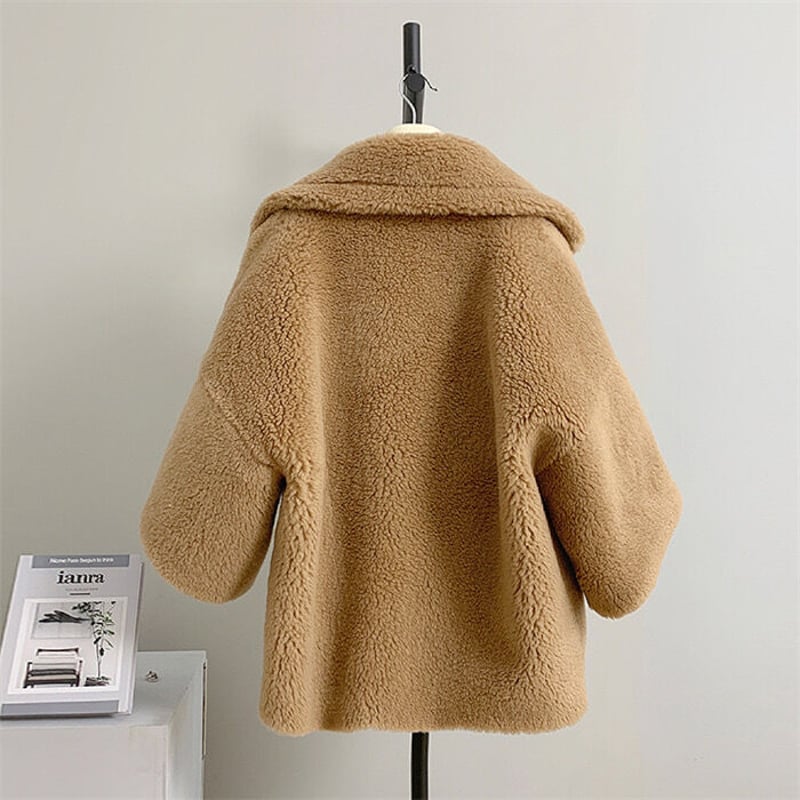 half sleeve bear coat | HANNA CLOSET online