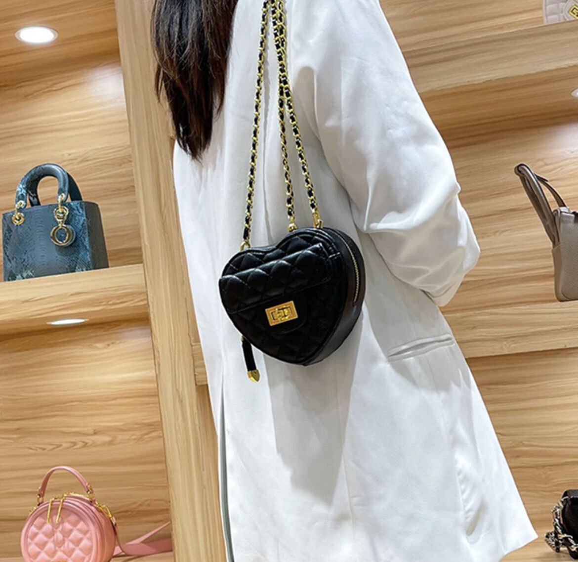 ハートチェーンバッグ ハートチェーンバッグ | HANNA CLOSET online