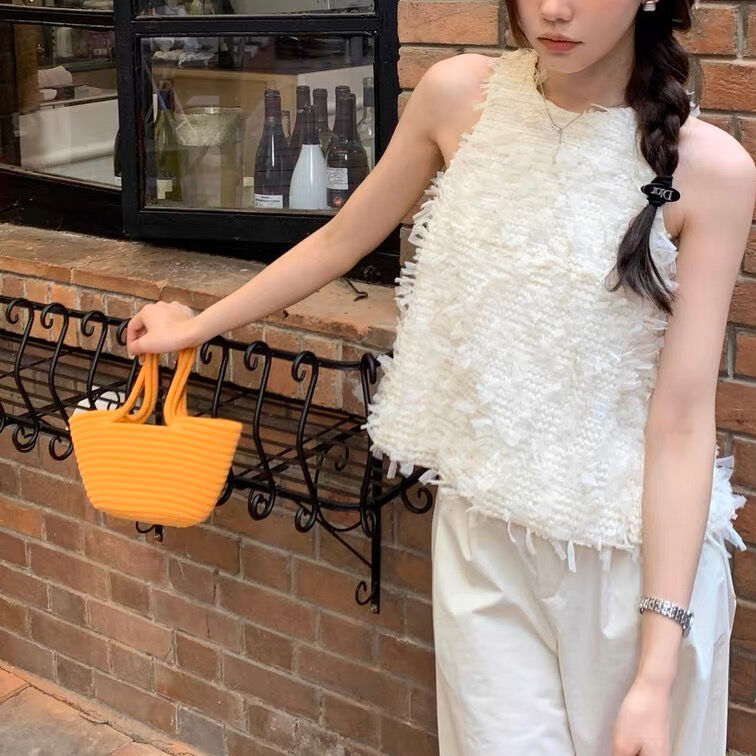 ふわふわフェザートップス | HANNA CLOSET online