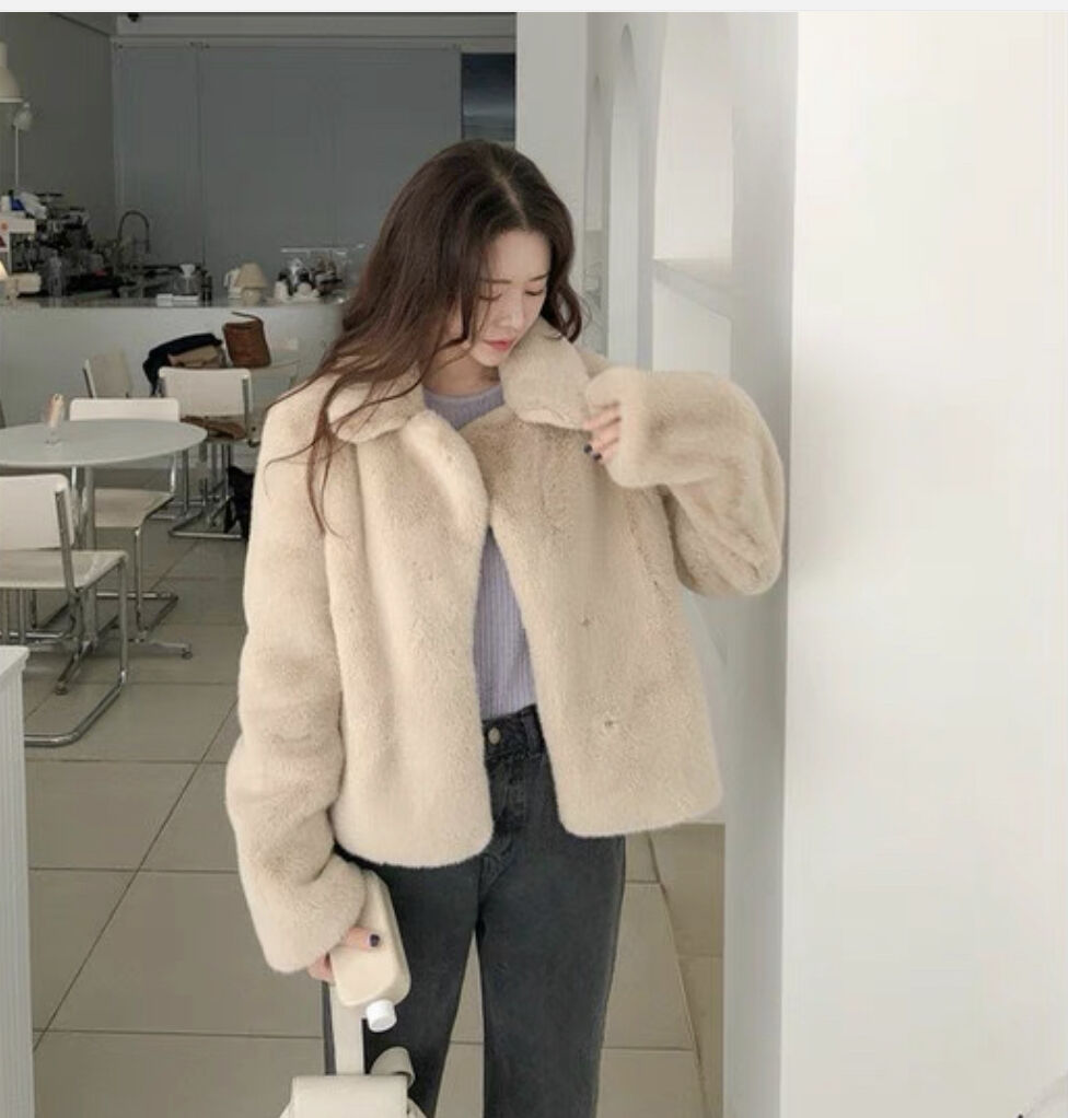 ジャケット・アウター SHORT FUR JACKET LASCANA Faux Fur Short Jacket | LASCANA