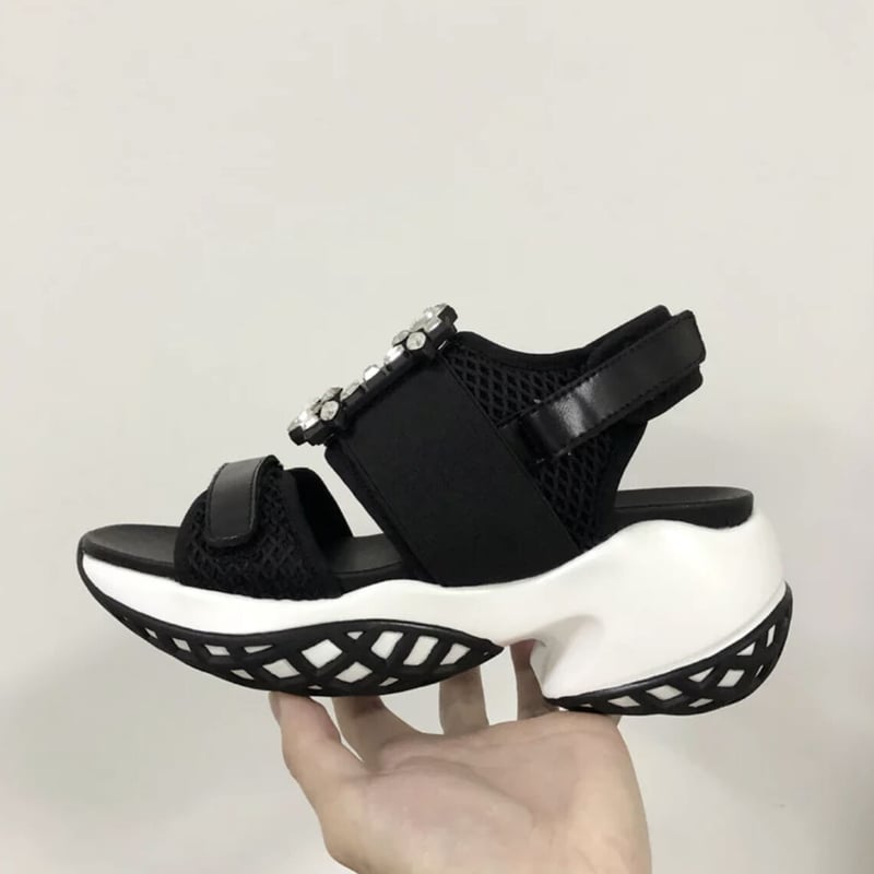 ビジュースポーツサンダル♡ | HANNA CLOSET online