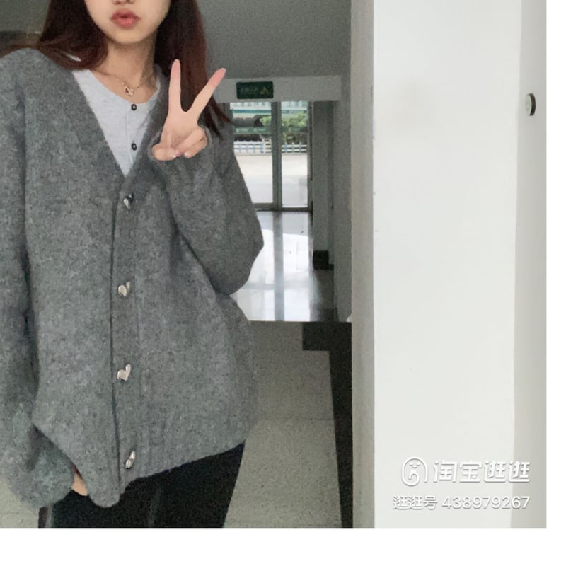 グレー ボタン付きカーディガン ハートボタングレーガーディガン | HANNA CLOSET online