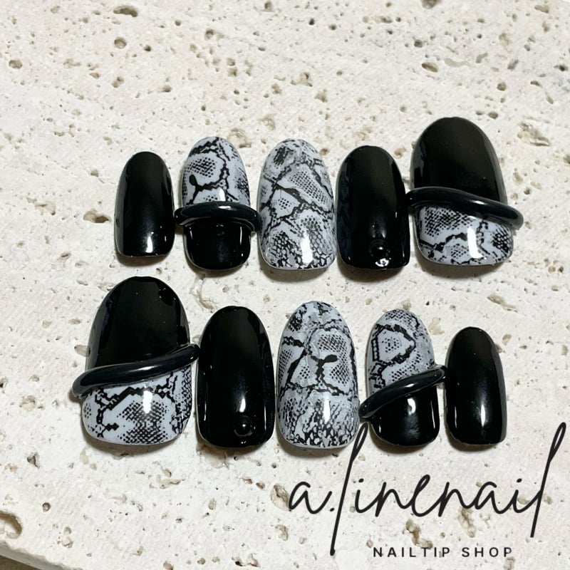 ネッチャルリチャードヘビ柄三線 本体と付属品 ヘビ柄ネイル/パイソン/スネーク | a.line