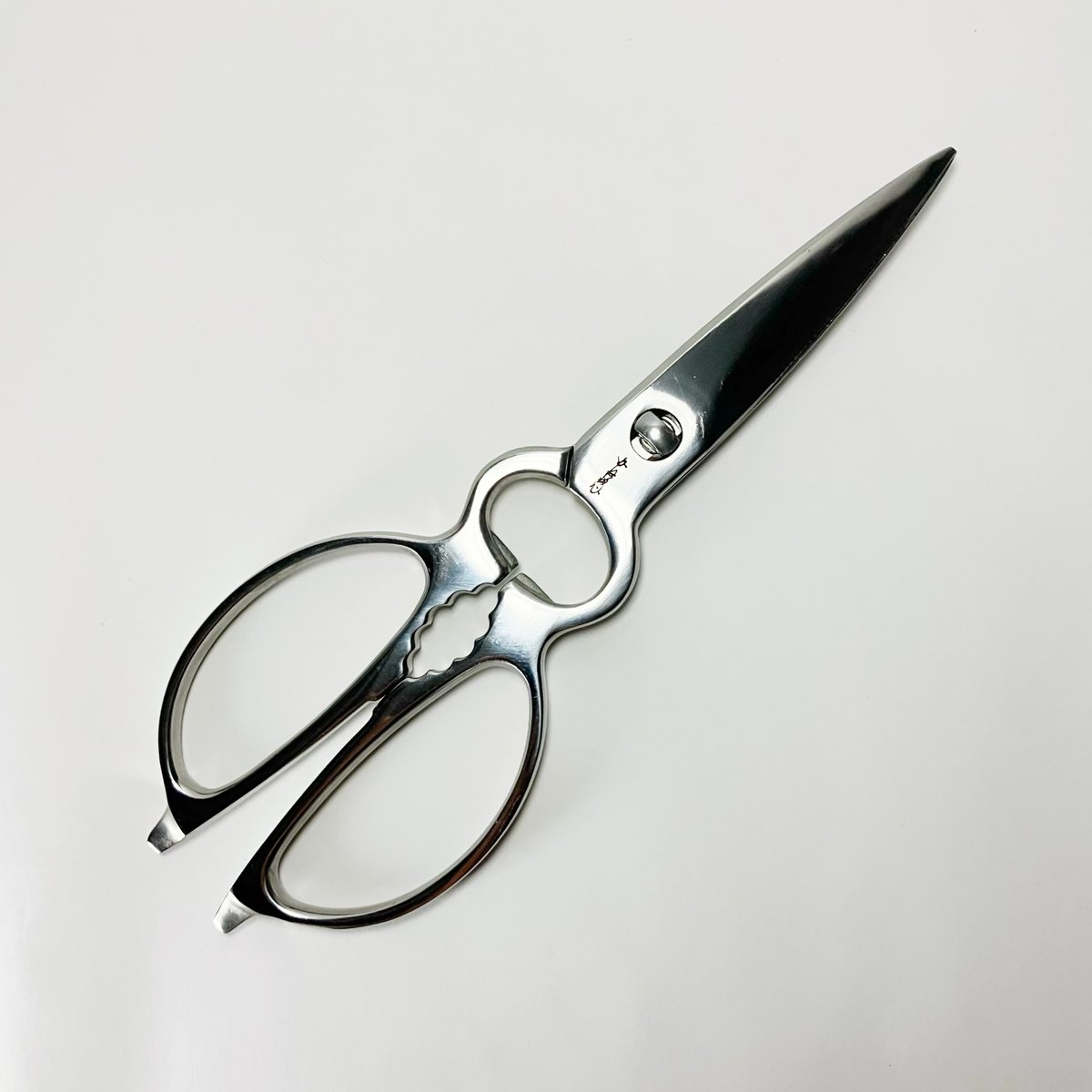 ホワイト ステンレス鋼 はさみ No.801 オールステンレス 240ミリ - 美鈴ハサミ株式会社