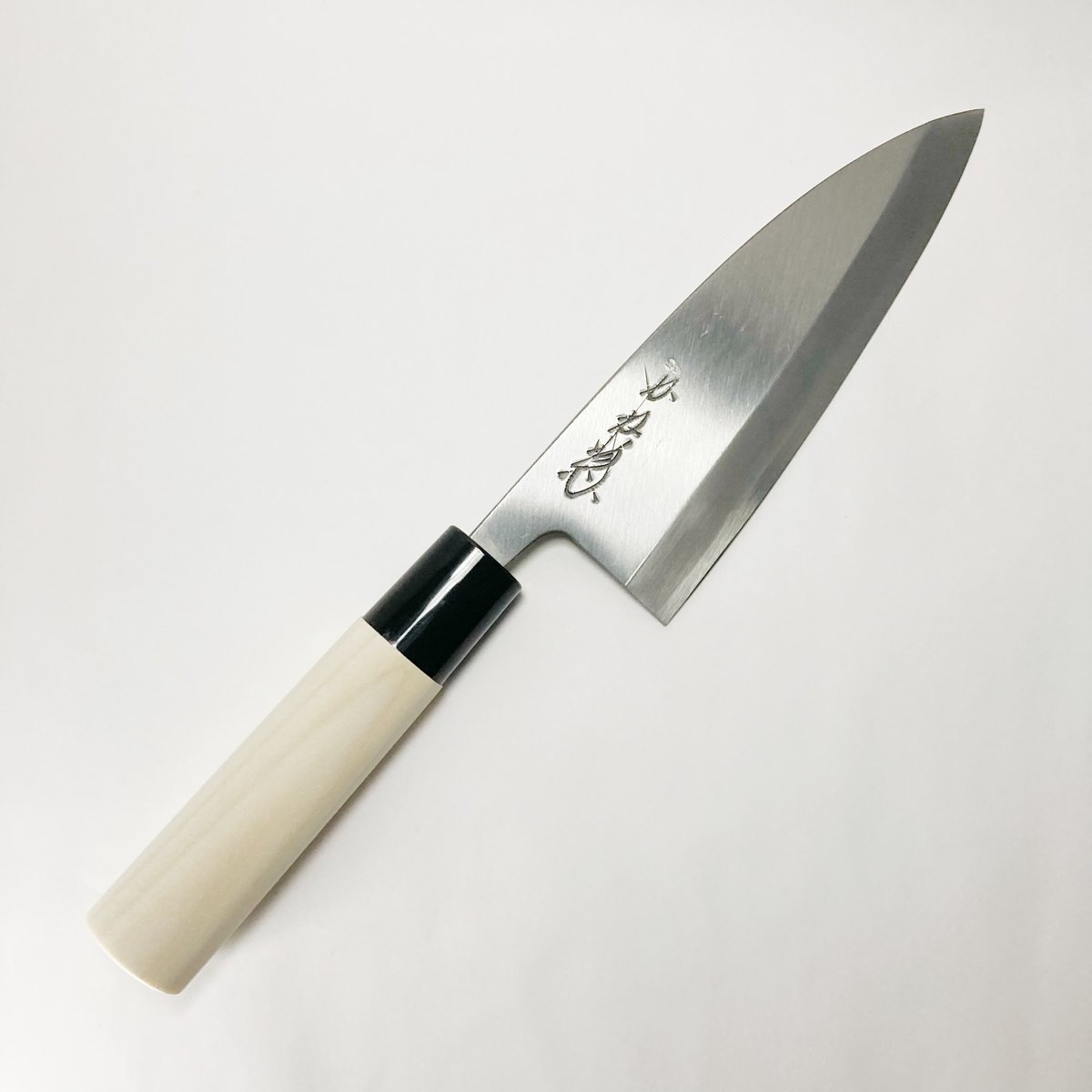 出刃包丁 白鋼 プラ柄 5寸(150mm) | 刃物の老舗 本家かね惣 出刃包丁 白鋼 プラ柄 5寸(150mm) | 刃物の老舗 本家かね惣