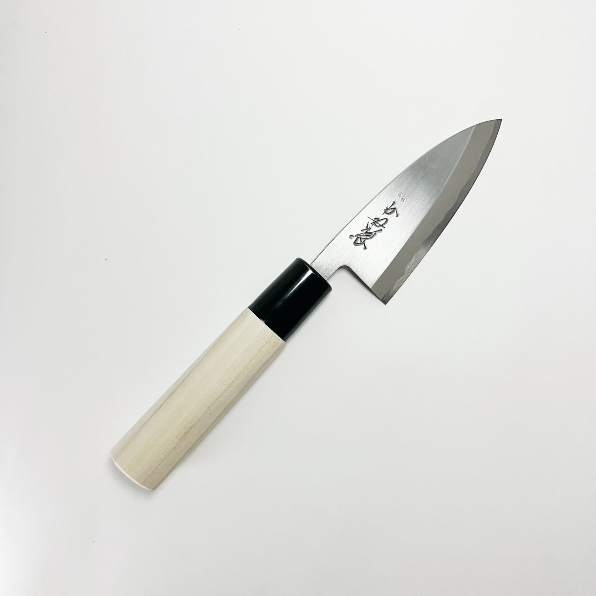 大富　出刃包丁　刃渡り210mm　厚み9mm fit=scale-down,w=1200