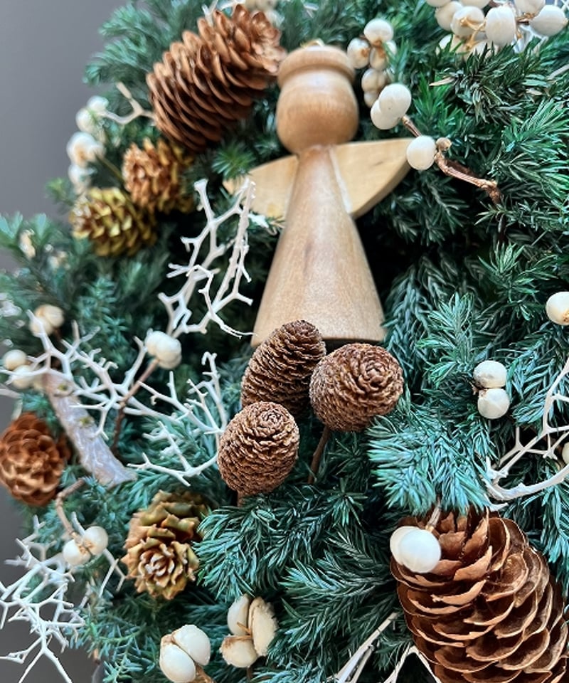 木製オーナメント付き】 ナンキンハゼと森の木の実のリース | Little