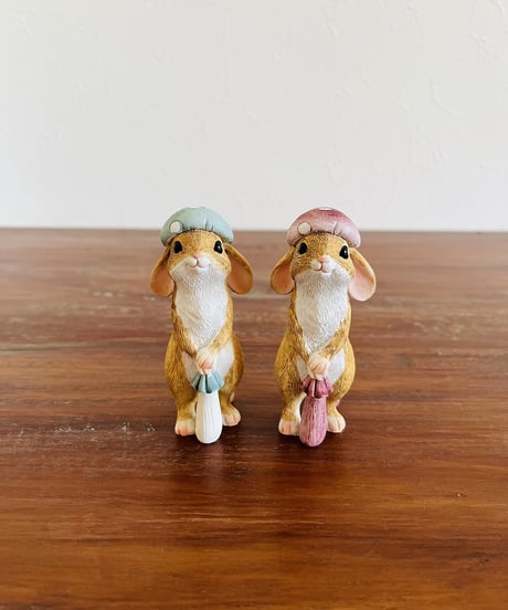 【うさぎタウンの仲間たち】　　きのこのお帽子うさぎ