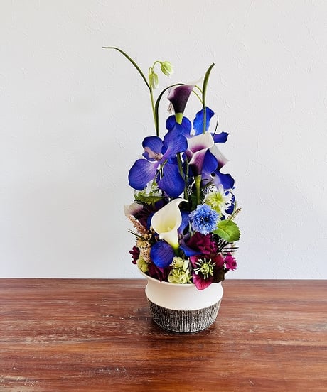 【oh flowers / オーフラワーズ】　Look from all angles   /  Vanda ヒスイラン