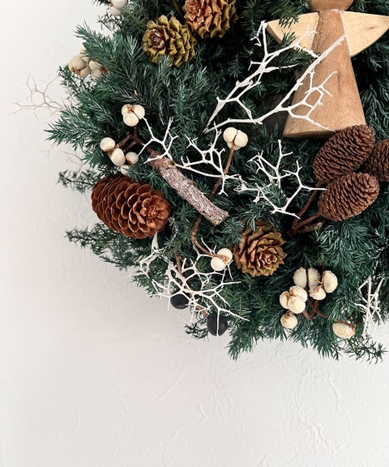 木製オーナメント付き】 ナンキンハゼと森の木の実のリース | Little