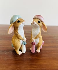 【うさぎタウンの仲間たち】　　きのこのお帽子うさぎ
