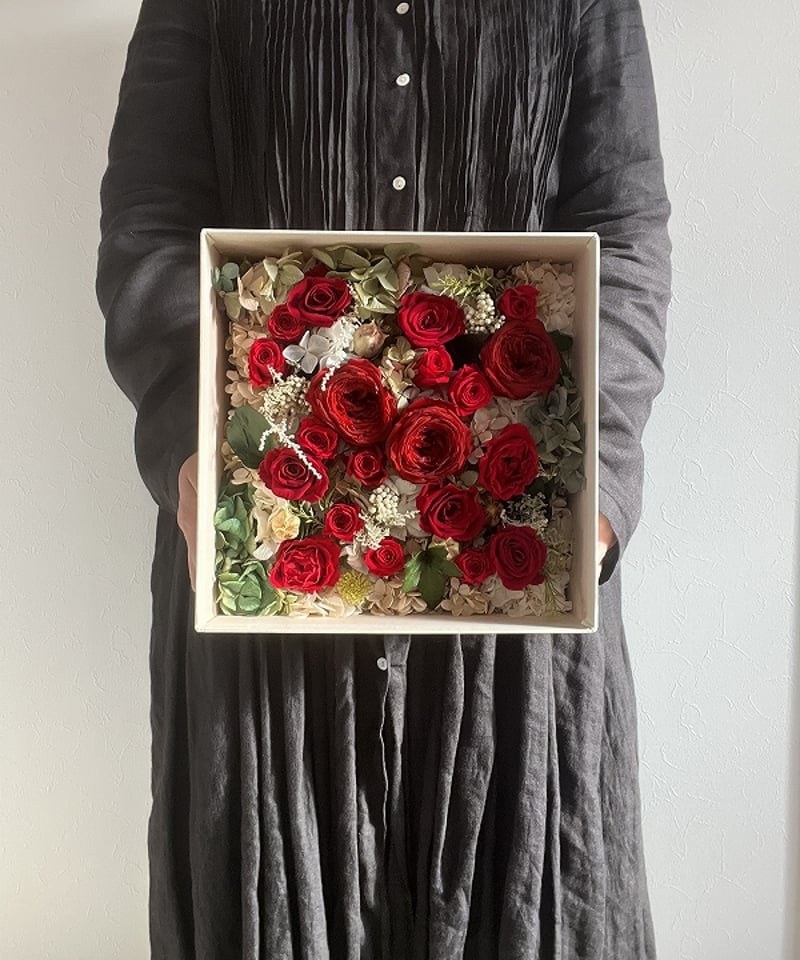 ○Rose number / ローズナンバー ボックスアレンジメントL（赤 /20本