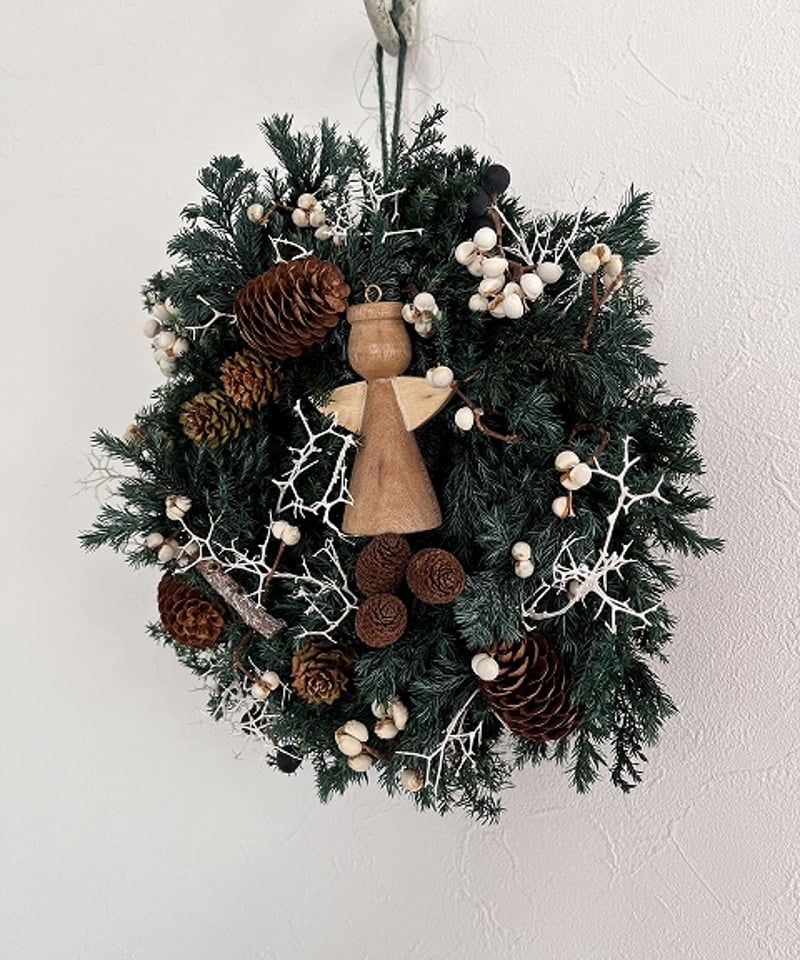 木製オーナメント付き】 ナンキンハゼと森の木の実のリース | Little
