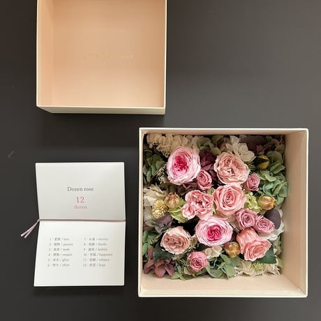 ●Dozen rose  /  ダズンローズ　　12本のバラの花 　（ピンク /ボックスアレンジ ）
