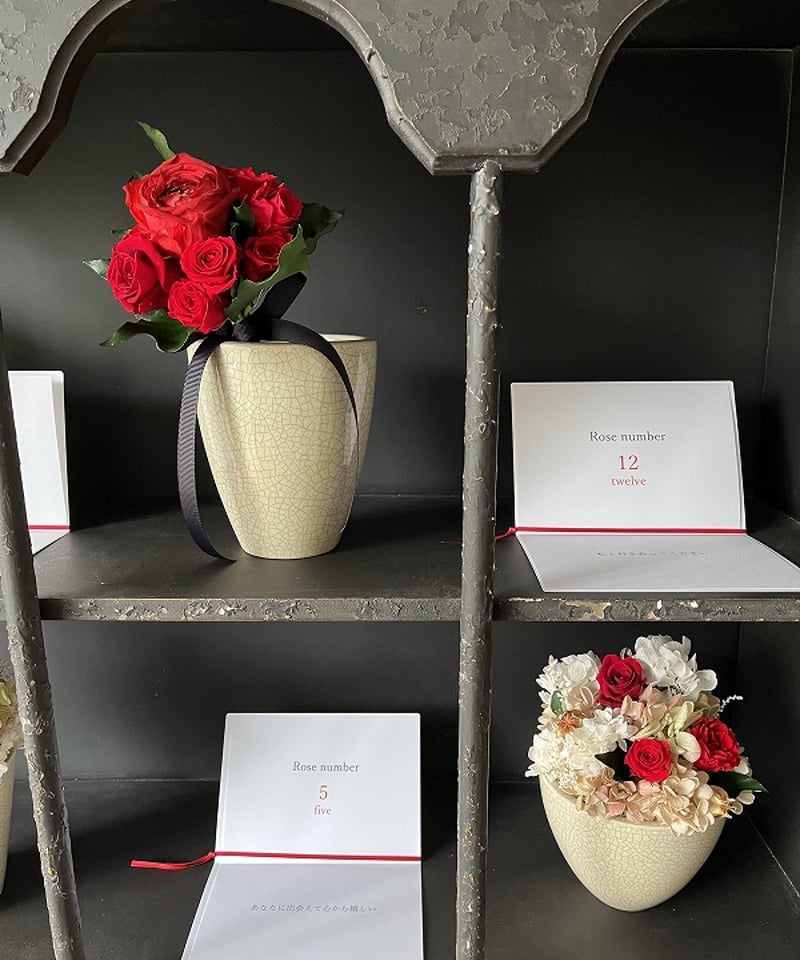○Dozen rose / ダズンローズ 12本のバラの花 （赤 / ブーケタイプ）