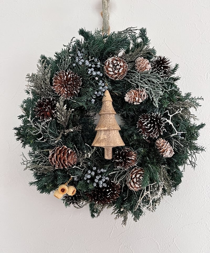 木製オーナメント付き】 ノグルミと森の木の実のリース | Little Gardener