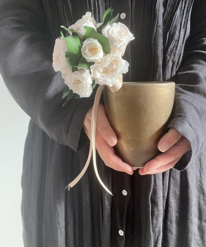 ○Dozen rose / ダズンローズ 12本のバラの花 （ 白/ ブーケタイプ）