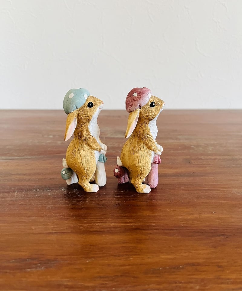 うさぎタウンの仲間たち】 きのこのお帽子うさぎ | Little Gardener