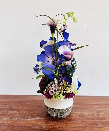 【oh flowers / オーフラワーズ】　Look from all angles   /  Vanda ヒスイラン