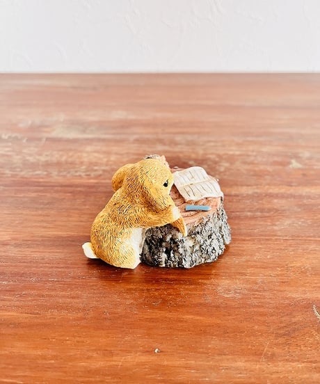 【うさぎタウンの仲間たち】　　ハリネズミさんと仲良し
