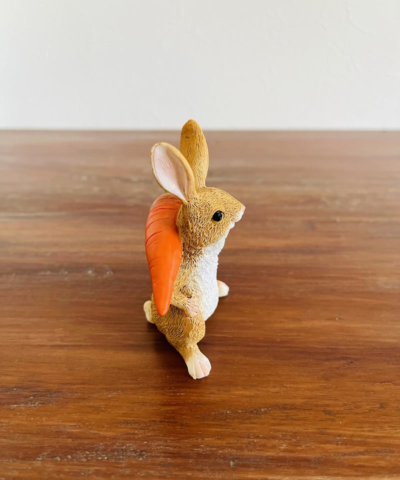 うさぎタウンの仲間たち】 リーダーウサギ | Little Gardener