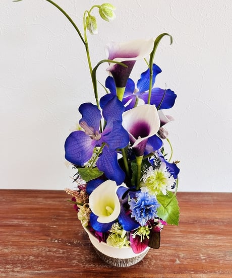 【oh flowers / オーフラワーズ】　Look from all angles   /  Vanda ヒスイラン