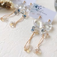 ガラスビーズの上品ピアス
