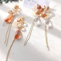 クリアビーズのボリュームピアス