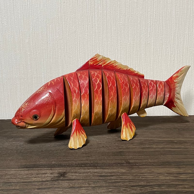 木彫り 鯉のオブジェ 置物