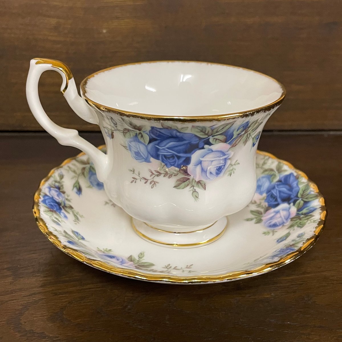 ROYAL ALBERT ROYAL ALBERT