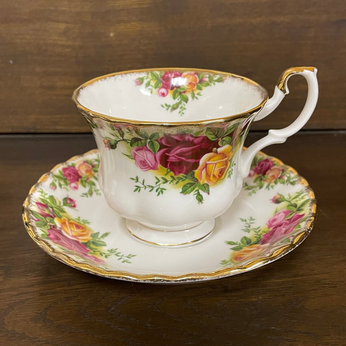 chi洋食器再値下！【現状品】ROYAL ALBERT OLD COUNTRY ROSES