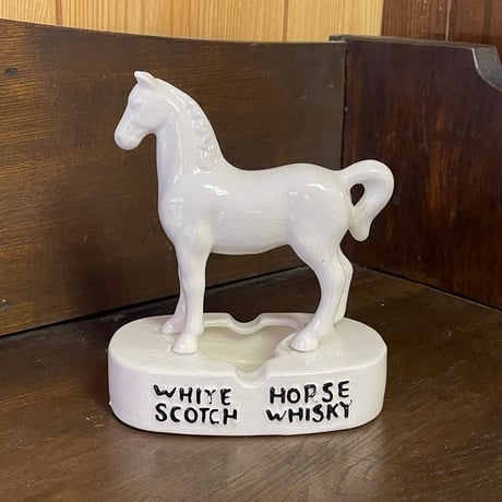 WHITE HORSE スコッチウイスキーホワイトホース オブジェ付き陶器製 