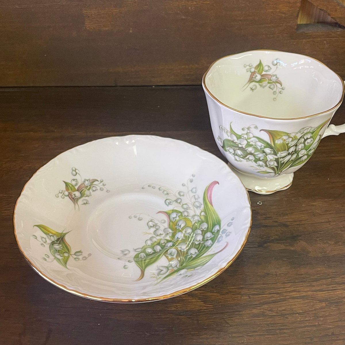 英国ビンテージ】ロイヤルアルバート☆サニーサイドシリーズ SUSAN☆C/S