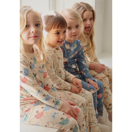 KONGESSLOEJD - BASIC BLOUSE/PANTS SET GOTS  | SNOW BOW BALLERINA
