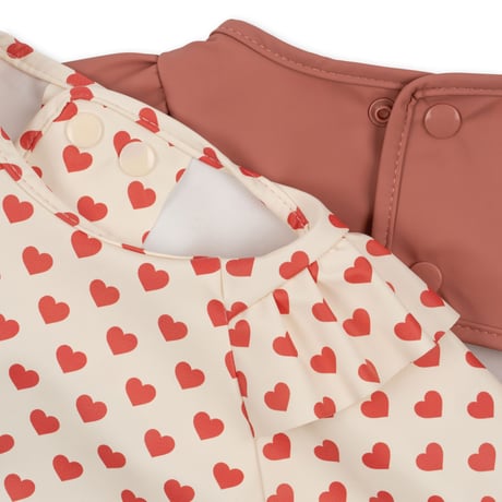 KONGESSLOEJD - 2pack Dinner Bib With Sleeves   | Coeur Rouge