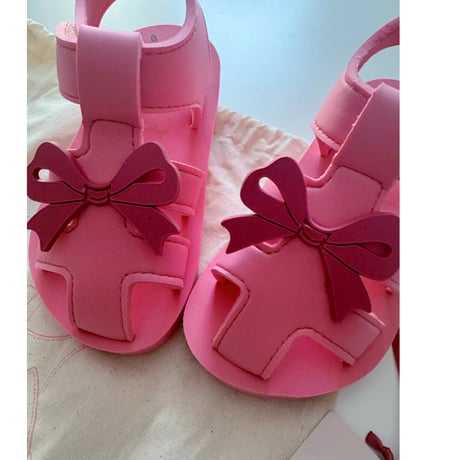 KONGESSLOEJD - SABLE SANDAL | Flamingo Plume