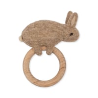 KONGESSLOEJD - Knit Bunny Activity Ring  | Beige