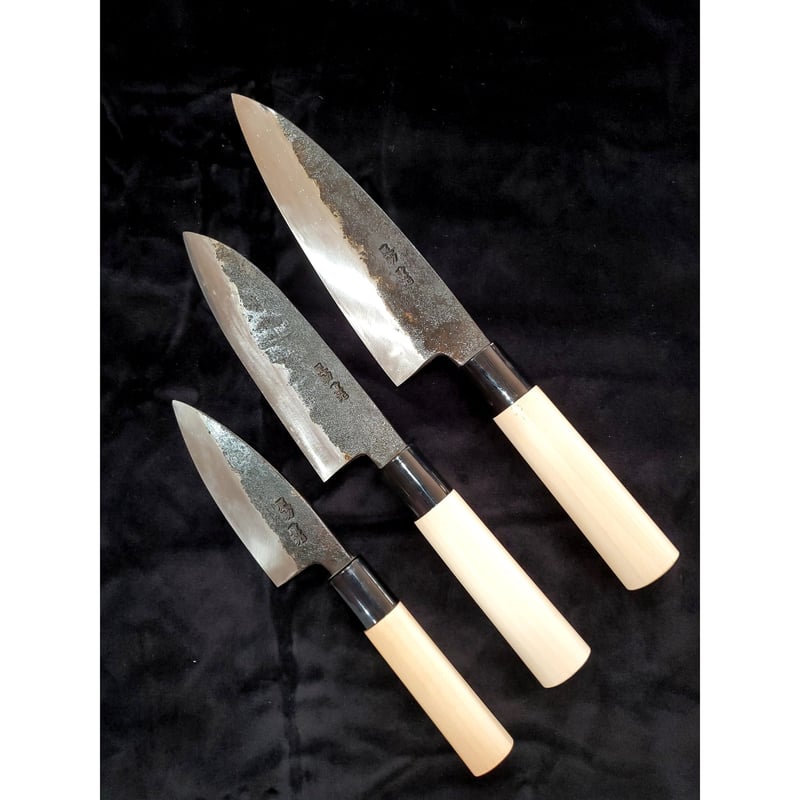 出刃包丁 両刃包丁　黒打 宏元作 最高級品 全長31cm刃16,5cm★送料無料 楽天市場】出刃包丁 両刃 165mm 白紙1号 割込み黒打ち仕上げ 東