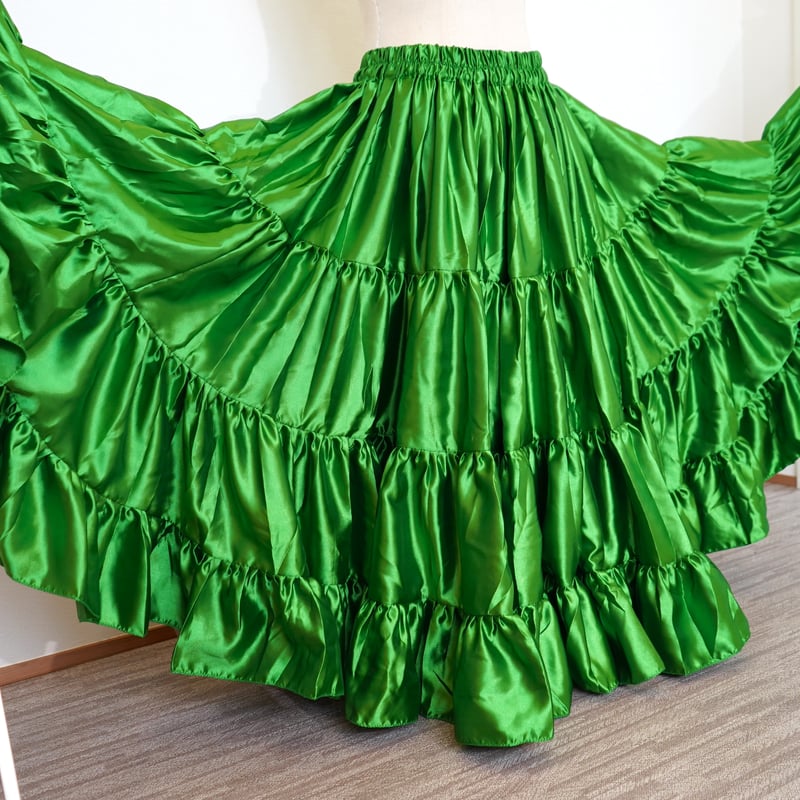 即日発送】25ヤード4段スカート サテンジプシースカート 85cm 25