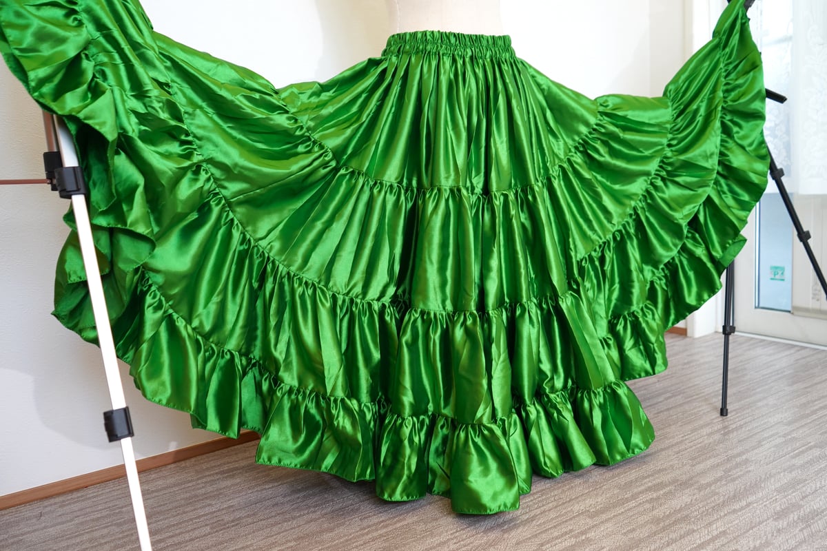 即日発送】25ヤード4段スカート サテンジプシースカート 85cm 25