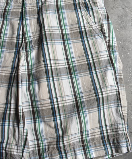 Used Levi's Plaid Shorts 03-171