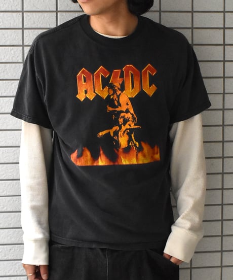 Used ACDC Print Tee Black 04-464